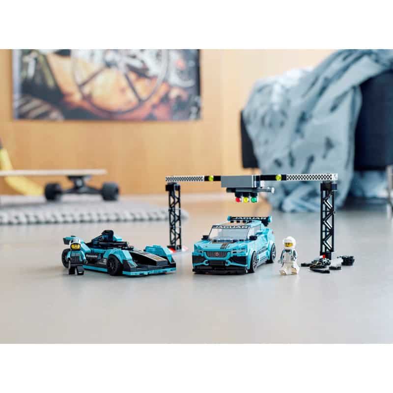 Lego Speed Champions: Formula E Panasonic Jaguar Racing GEN2 car & Jaguar I-PACE eTROPHY - Afbeelding 3