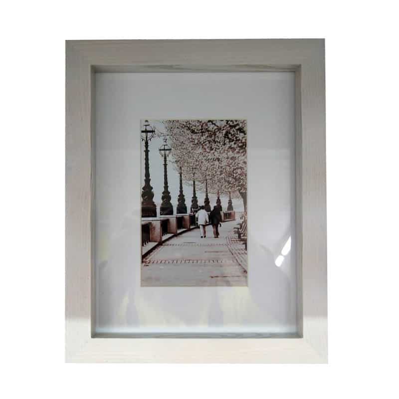 Fotokader in wit hout (10x15cm)