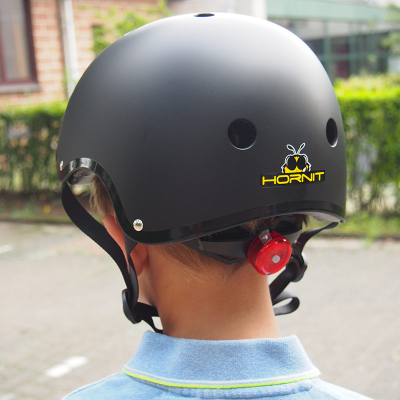 Maxxus Kinderhelm Black (53-58cm) met LED-licht - Afbeelding 3