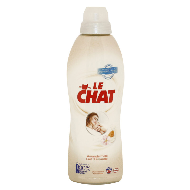 Le Chat wasverzachter Almond 900ml