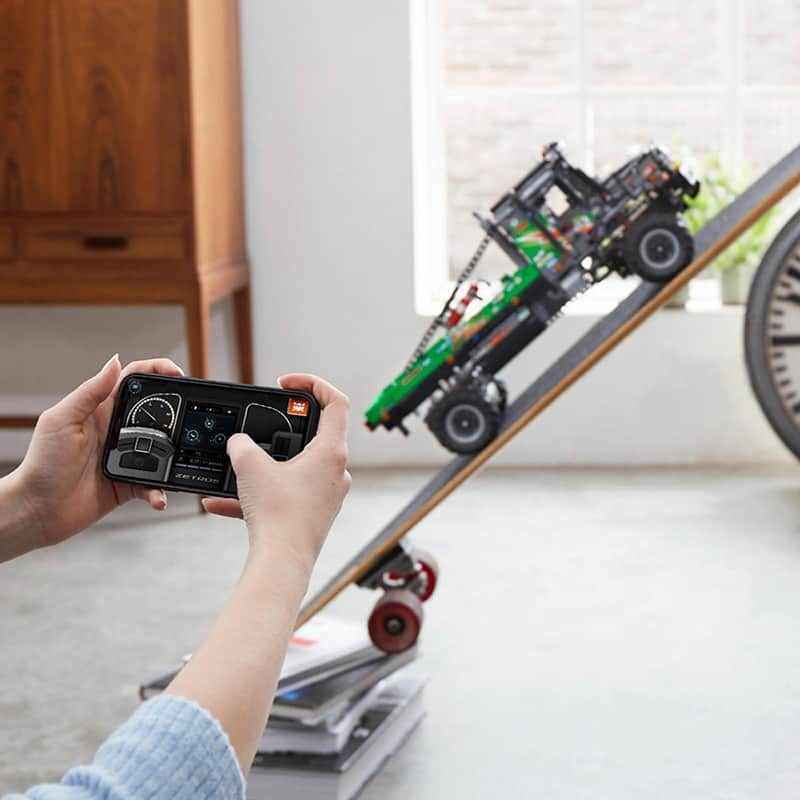 Lego Technic 4x4 Mercedes-Benz Zetros Trial Truck - Afbeelding 7