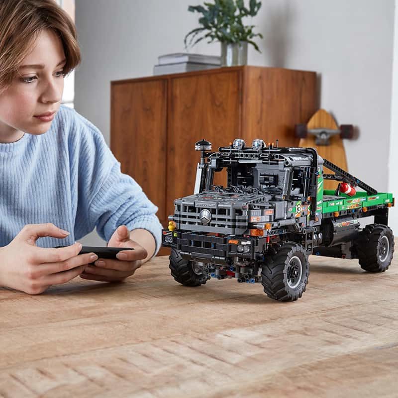 Lego Technic 4x4 Mercedes-Benz Zetros Trial Truck - Afbeelding 4