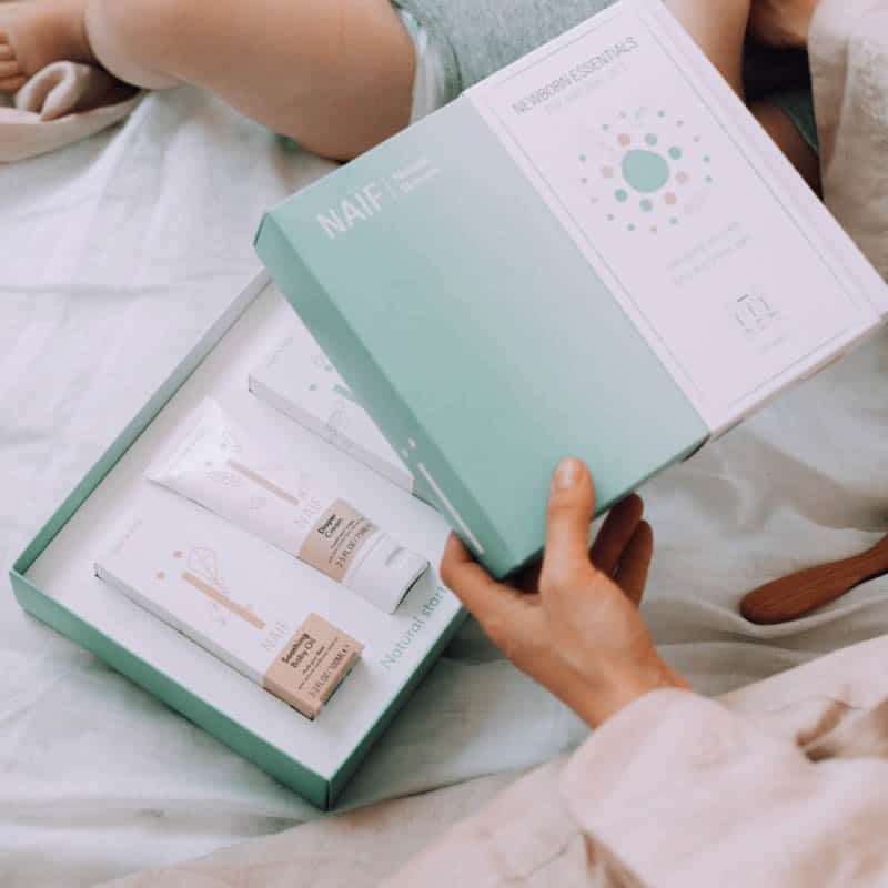 Naïf Newborn Essentials - de natuurlijke cadeauset voor pasgeboren baby's - Afbeelding 2
