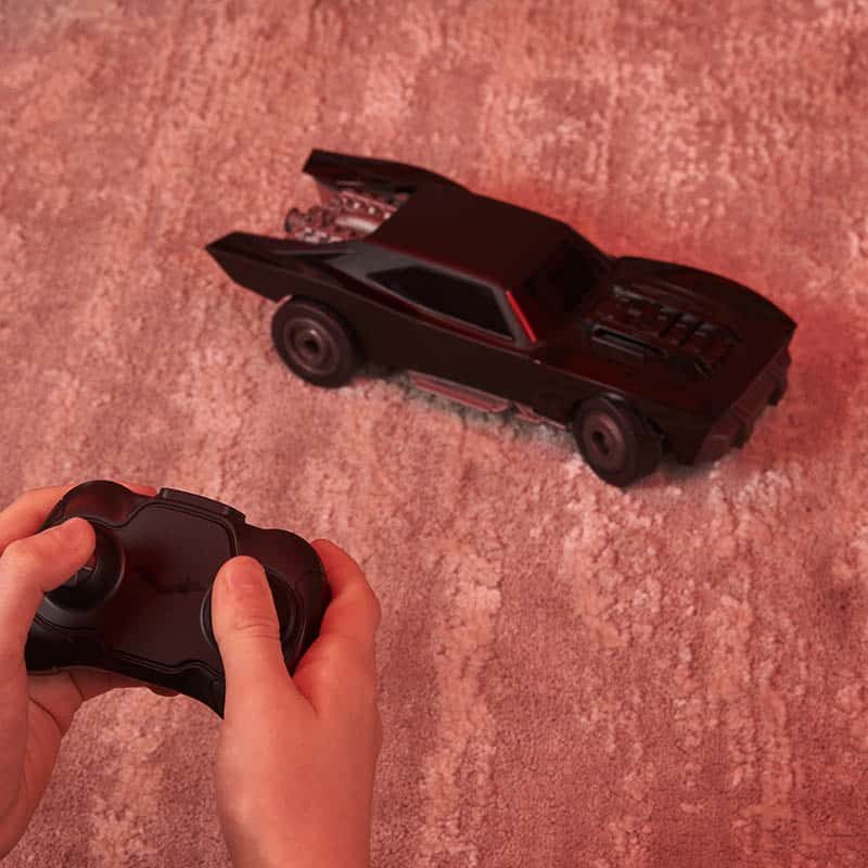 R/C Batman Movie Batmobile (Schaal 1:20) - Afbeelding 6
