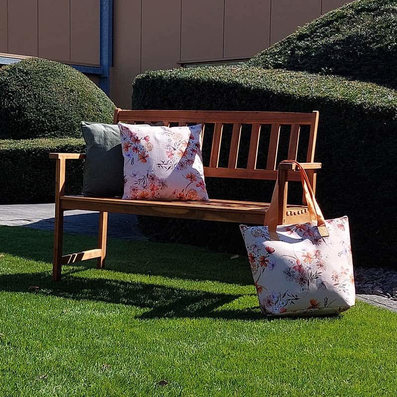 Bank 2-persoons (120x90x62cm) in acacia hout