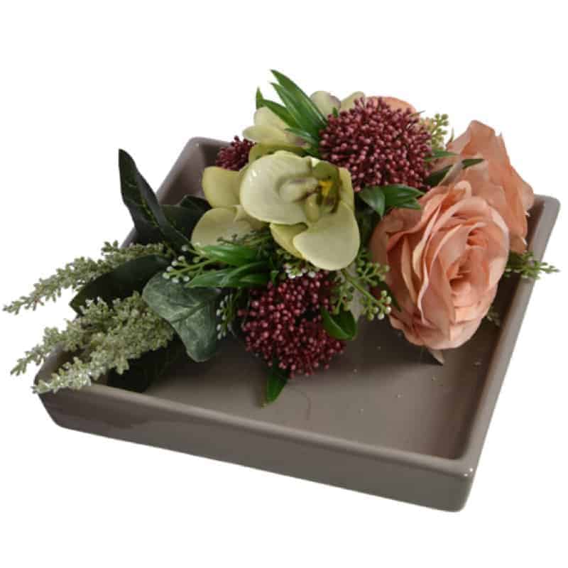 Bloemstuk Rose/Orchid/Skimmia
