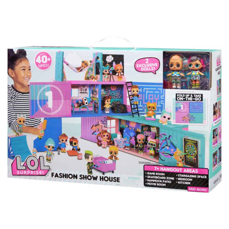 L.O.L. Surprise OMG fashion show house