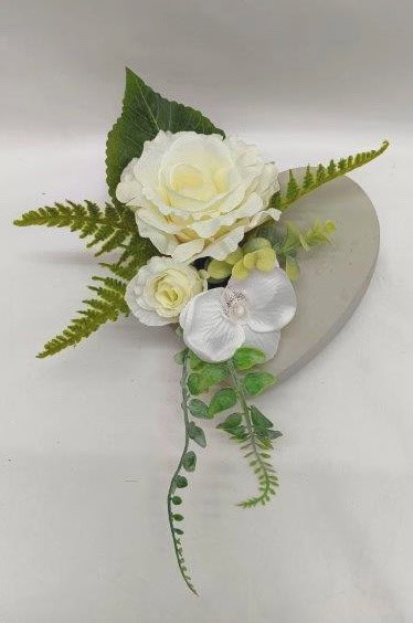 Bloemstuk roos/orchid d16cm creme